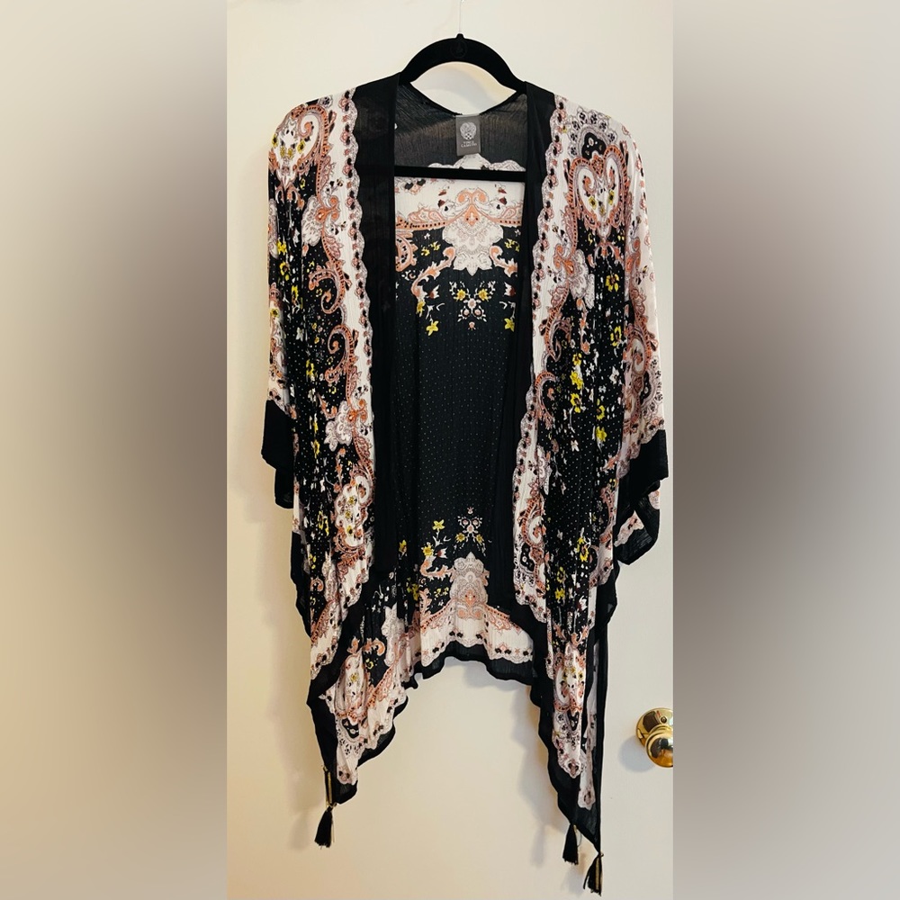 NWOT Vince Camuto Boho Chic Ruana | One Size